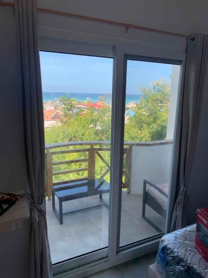 Crown Malapascua Otel Dış mekan fotoğraf