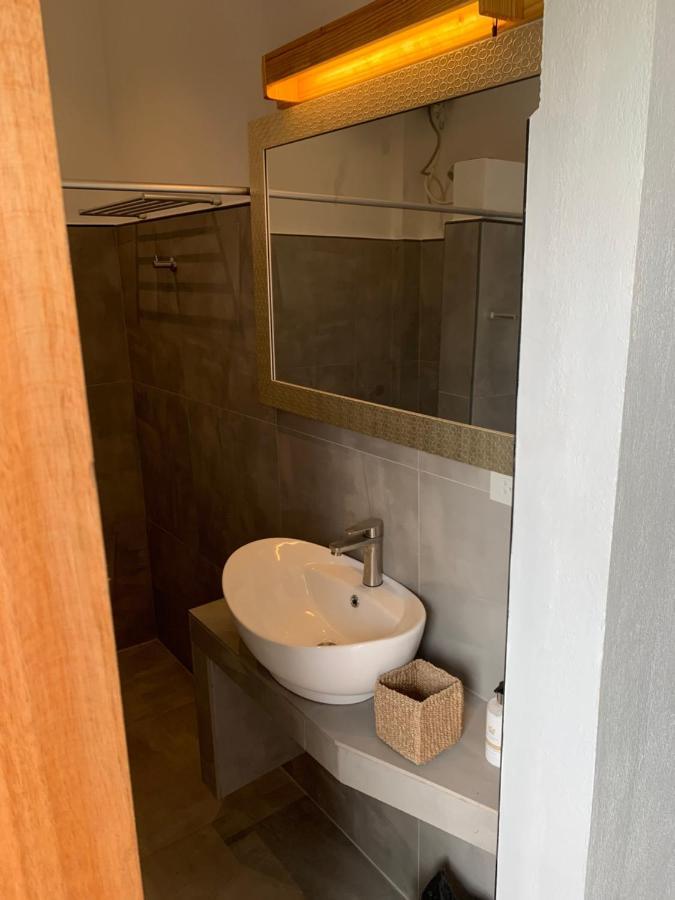 Crown Malapascua Otel Dış mekan fotoğraf