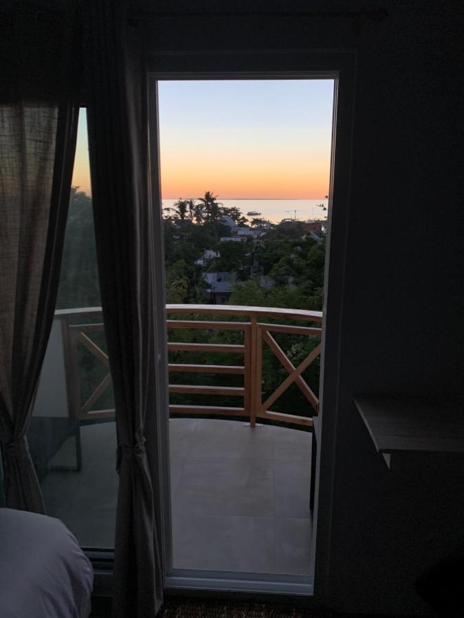 Crown Malapascua Otel Dış mekan fotoğraf